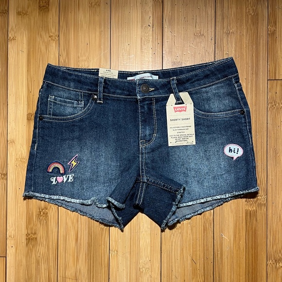 NWT Levi’s Shorty Shorts Raw Hem Embroidered Detail Size 16R Juniors - Picture 2 of 15